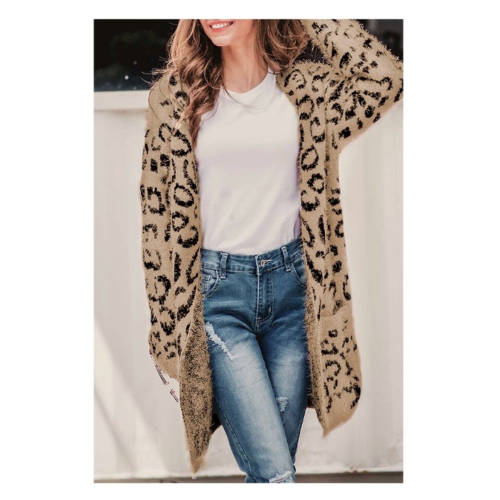 Fuzzy Leopard Print Cardigan - Picture 2 of 6
